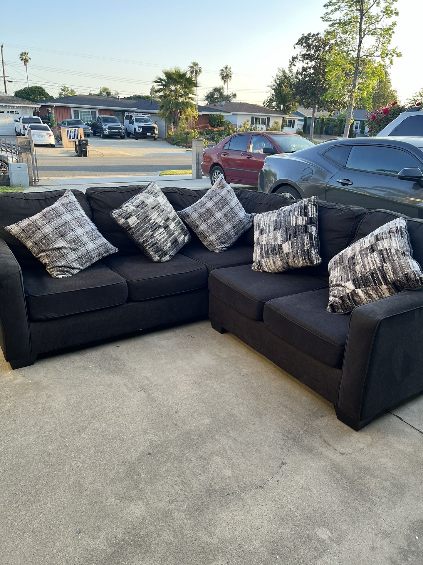 2pc. Sectional Couch - with Free Delivery!!