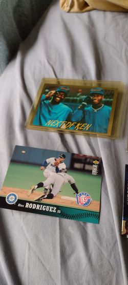 Baseball Arod Griffey Bundle 6 cards excellent condition and value cash porch pickup Redmond