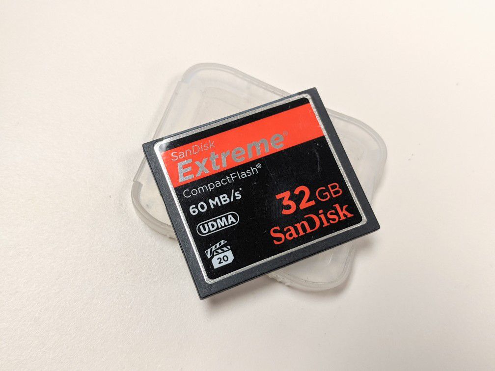 32gb SanDisk Compact Flash (CF) Card