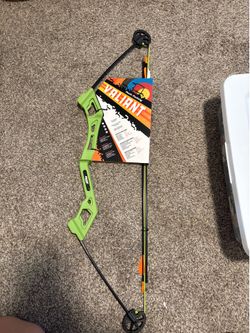 Youth archery set