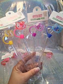 New Hello Kitty Straws WithToppers - $3 Each