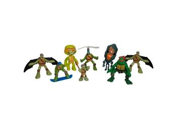 Teenage Mutant Ninja Turtles Bundle Of 8 Toys Action Figures TMNT