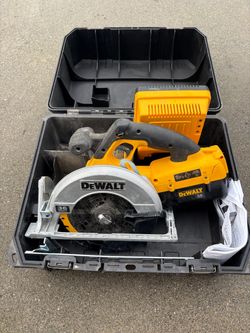 Dewalt DC300 36 Volt 7-1/4" Cordless Circular Saw