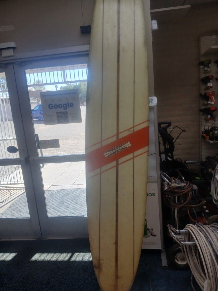 VINTAGE SURFBOARD MUST SELL