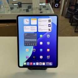 iPad Pro 13inch M4 Silver WiFi & Cellular Unlocked New with Apple care plus