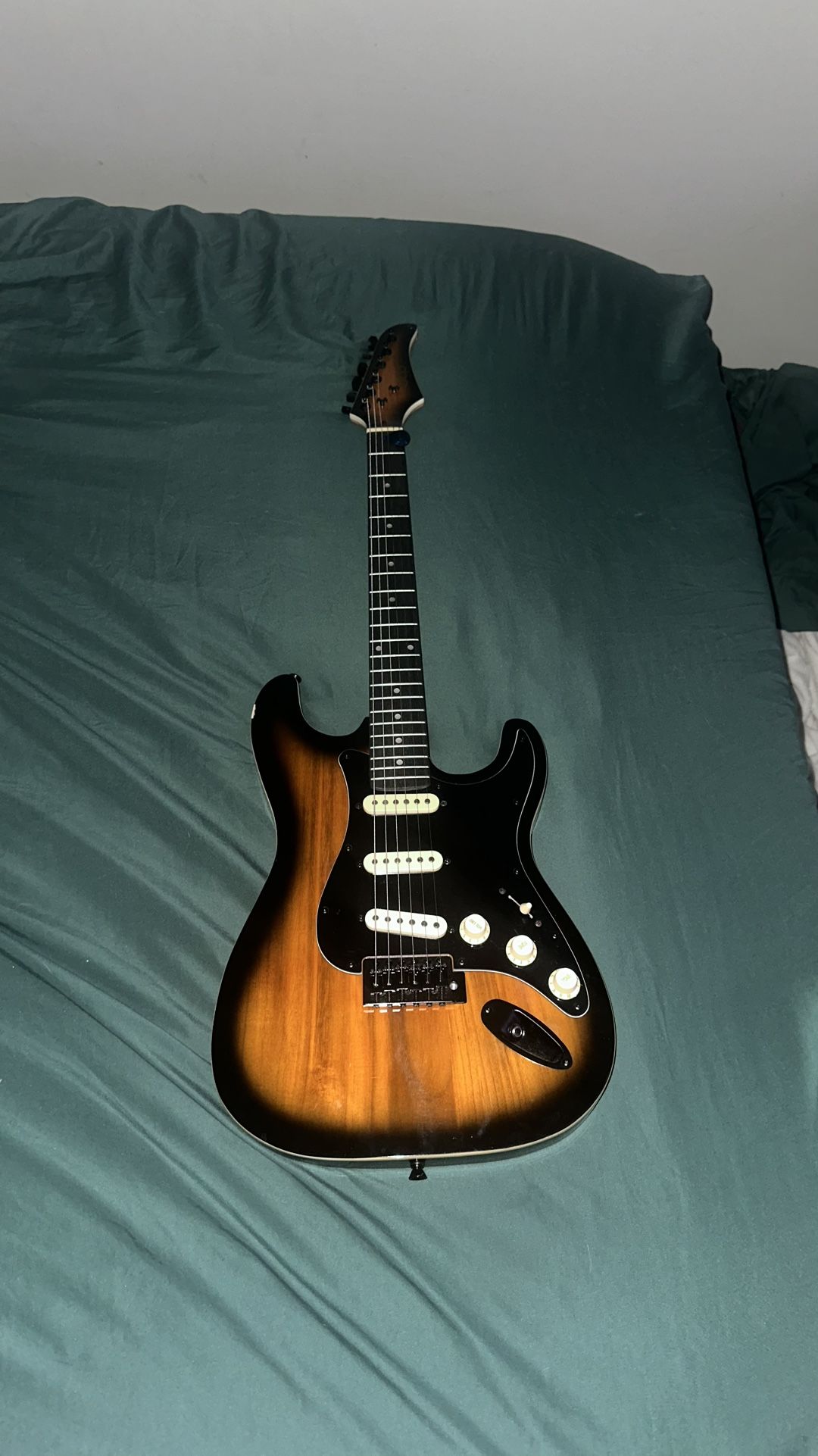 BCP electric guitar 