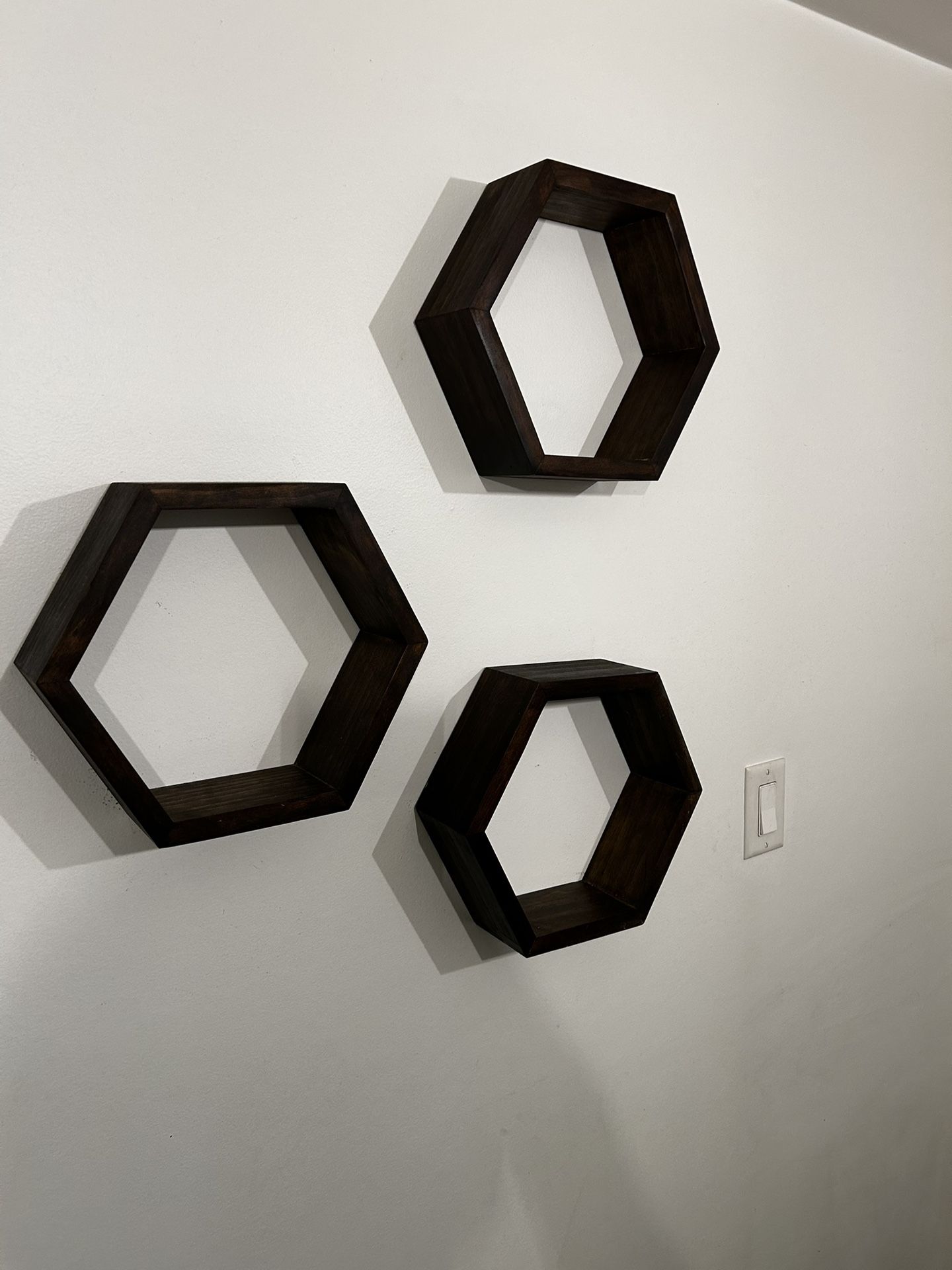 Honeycomb shelves 