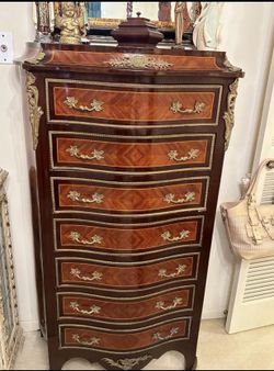 Early 20th Century French Gilt-Metal-Mounted Mahogany and Tulipwood Semanier