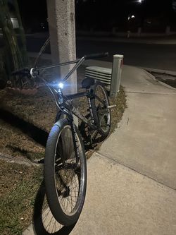 Throne shadow 29er geared chromed out