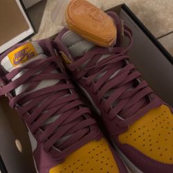 Nike Air Jordan 1 High Sneakers