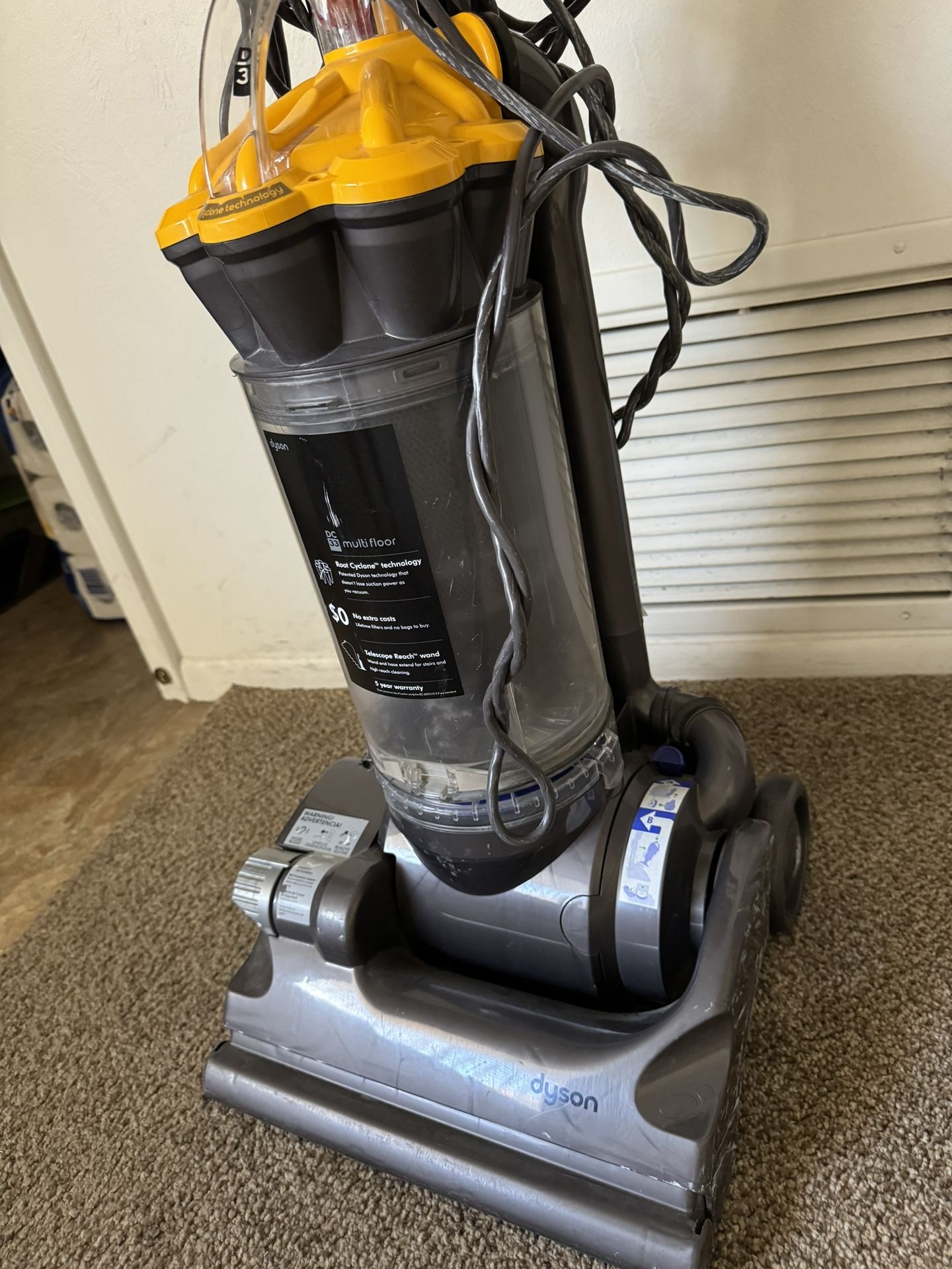 Dyson Vacuum 