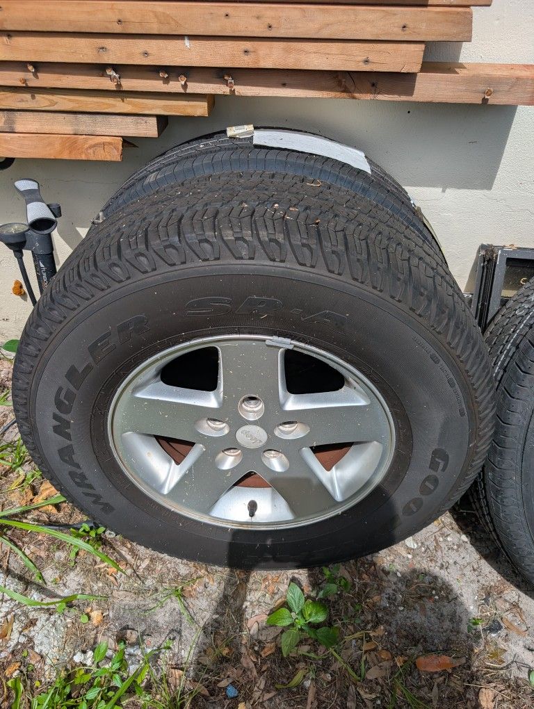 2012 Jeep Wrangler Spare