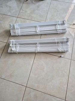Blinds/ white