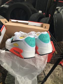 Air Max 90s New 40$ 8.5
