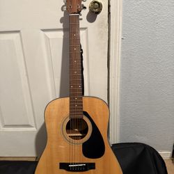 Yamaha Acoustic Guitar