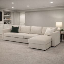 Free Delivery 🚚 Beautiful Cream Sofa Couch