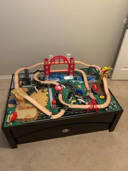 Table/Train Set
