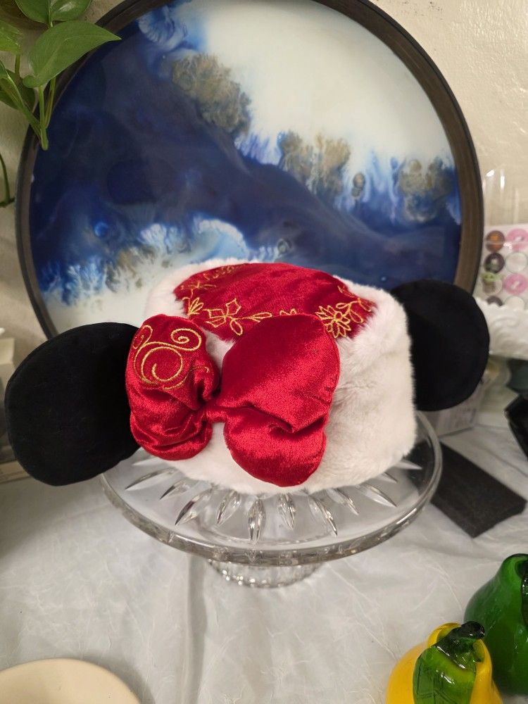 MinnieDisney Parks Minnie Mouse Holiday Chinese New Year Faux Fur Hat