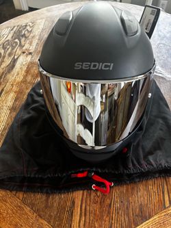 Sedici Full-Face Motorcycle Helmet