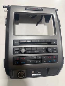 2011-2012 FORD F150 Harley 8 AUDIO NAV CLIMATE CONTROL RADIO FACEPLATE OEM USED