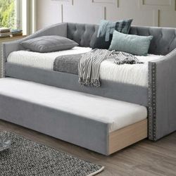 Daybed with Trundle (F9456)