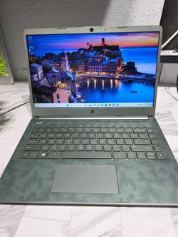 This laptop is an excellent workhorse for students, professionals, and home users. It handles web browsing, Microsoft Office, and media streaming effo