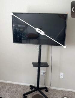 LG 43” smart tv