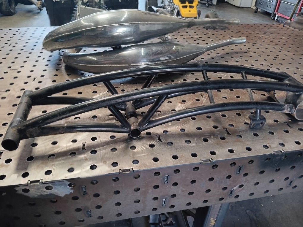 Banshee Swing Arm