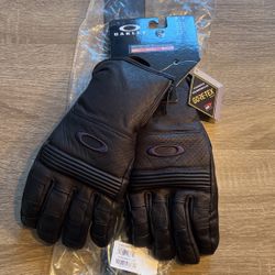 OAKLEY Silverado Gore-Tex Snow Glove