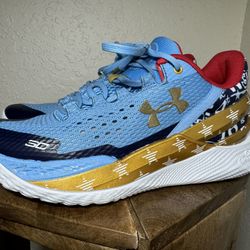 Under Armour Curry 2 Low FloTro Basketball Navy Gold White Size 7 M (contact info removed) 402