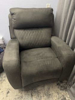 Wide Recliner