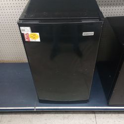 Igloo Mini Fridge