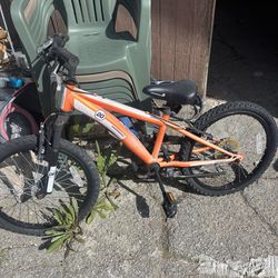 Diamondback 20 cobra 20 orange bike