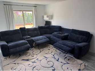 Section Couch 2 yrs https://offerup.com/redirect/?o=b2xkLk5v damage