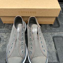 Converse CHUCKIT SLIP Unisex Shoes Men’s 6 , and Women’s 8 . New in Box