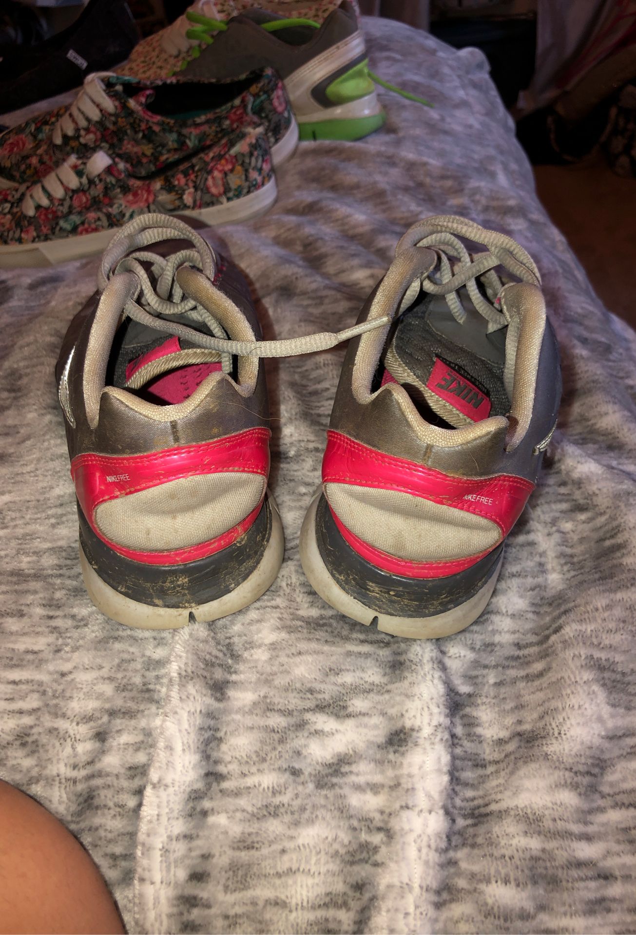 Nike tennis shoes