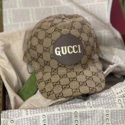 Gucci Canvas baseball cap