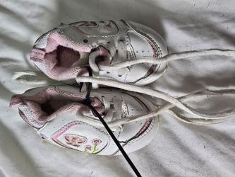 Girls White & Pink Butterfly Flower Sneakers Size 2