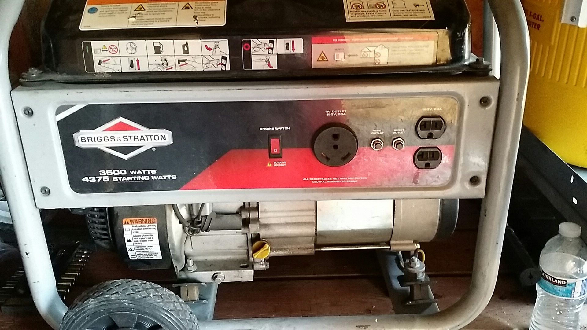 Briggs and stratton 3500 watt generator