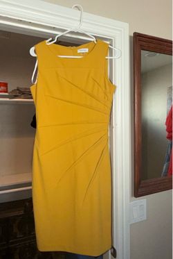 Calvin Klein Mustard Yellow Sunburst Pleated Sheath Dress – Size 6 – Professional/Cocktail
