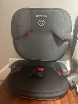 UPPAbaby Car Seats (cream or gray slate)