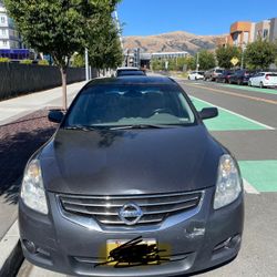 Nissan Altima 