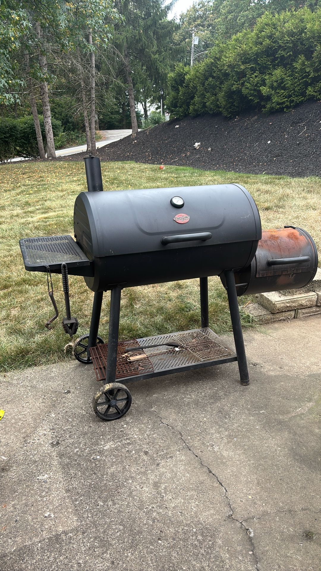 Offset barbecue Charcoal smoker