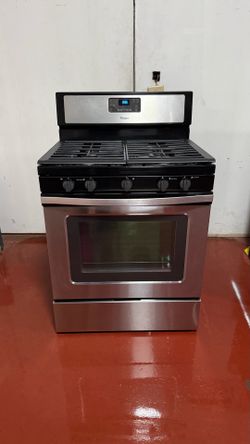 Whirlpool 5-burner gas stove in perfect working condition. Delivery and installation available with a 3-month warranty.