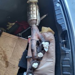 2010 Lexus  Gs 460 Header  Broken Filter