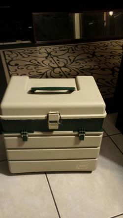 TACKLE BOX