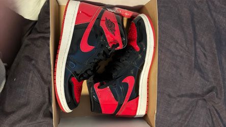 Air Jordan 1 Retro High OG Black and Red