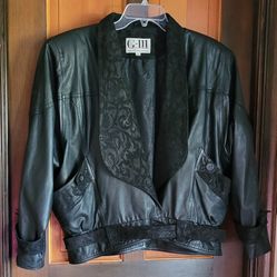 Vintage G-III LEATHER JACKET black Size M made In Korea. 