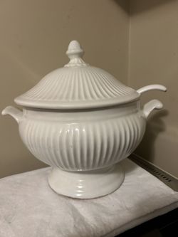 Ceramic Soup Tureen