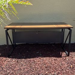 Office Desk / Entry Desk 